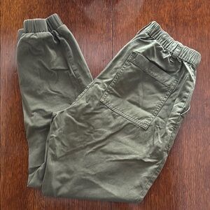 Style & Co. Green Capris with Elastic Waistband & Leg Opening Women’s Sz 4